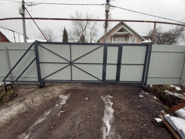 Купить дом в Санкт-Петербурге. Вариант № 10216453, 28, площадь -  квм, цена 8500000 рублей