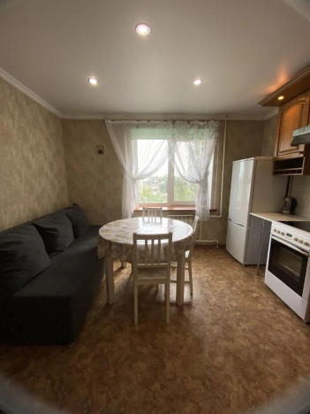 Купить однокомнатную квартиру в Омске. Вариант № 2397104, 1, площадь -  квм, цена 3100000 рублей