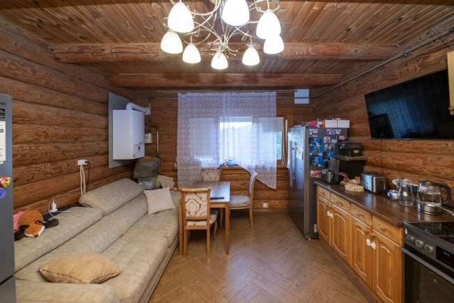 Купить дом на улице Ветеранов в Нижегородской области. Вариант № 2635348, 8, площадь -  квм, цена 18000000 рублей