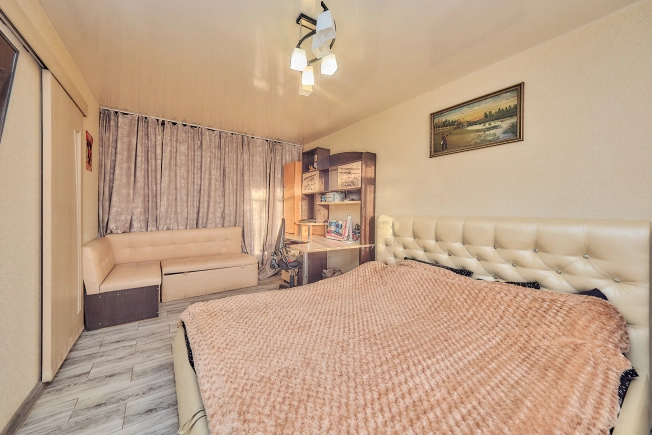 Купить квартиру на улице Новосёлов в Рязани. Вариант № 11007366, 2, площадь - квм, цена 2900000 рублей