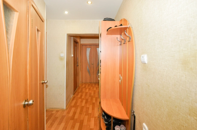 Купить четырехкомнатную квартиру в Новосибирской области. Вариант № 5540605, 20, площадь -  квм, цена 6000000 рублей