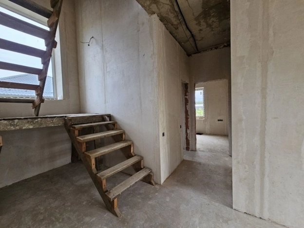 Купить дом в Санкт-Петербурге. Вариант № 9994451, 9, площадь -  квм, цена 15300000 рублей