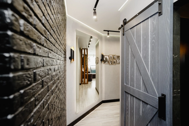 Купить однокомнатную квартиру в Омске. Вариант № 3467773, 19, площадь -  квм, цена 6200000 рублей