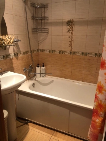 Купить квартиру в районе Птицефабрика в Петрозаводске. Вариант № 14970, 10, площадь -  квм, цена 3650000 рублей