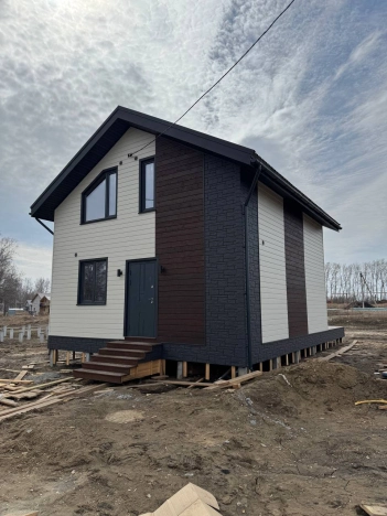 Купить дом в районе Калининский в Новосибирске. Вариант № 9083495, 7, площадь -  квм, цена 5850000 рублей