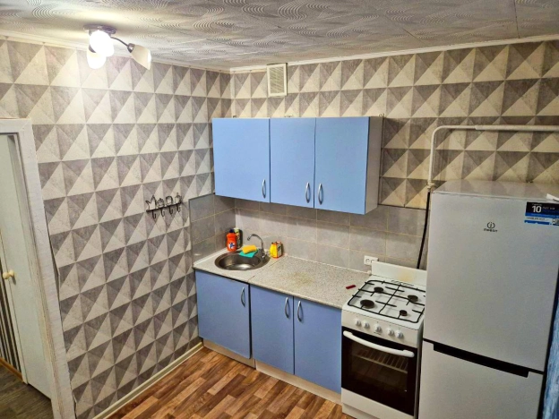 Купить однокомнатную квартиру на улице Железнодорожная в Владимирской области. Вариант № 9884150, 3, площадь -  квм, цена 4800000 рублей