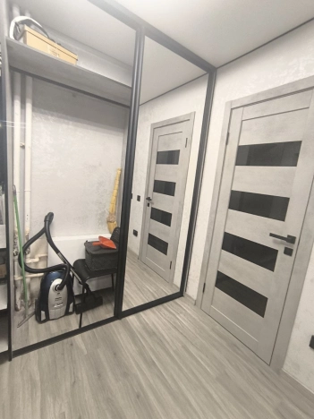 Снять квартиру в Тобольске. Вариант № 10156592, 10, площадь -  квм, цена 45000 рублей