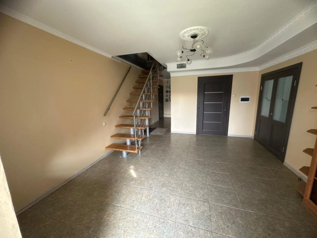 Купить дом в Москве. Вариант № 6678037, 16, площадь -  квм, цена 17000000 рублей