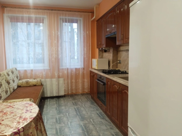 Снять однокомнатную квартиру в Московской области. Вариант № 9327983, 0, площадь - квм, цена 32000 рублей