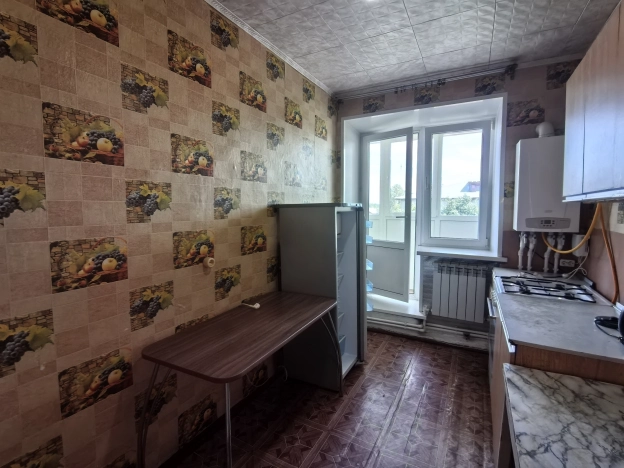 Купить двухкомнатную квартиру на улице Южная в Владимирской области. Вариант № 614082, 4, площадь -  квм, цена 1250000 рублей