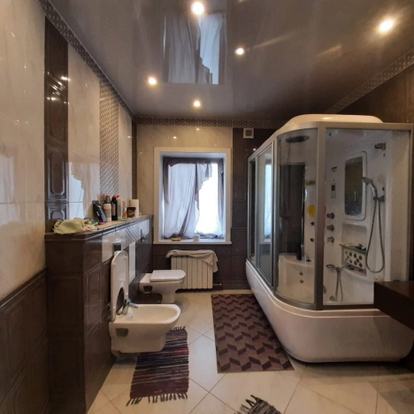 Купить дом в Микрорайоне Байкальск, Ангарск в Ангарске. Вариант № 33392, 27, площадь -  квм, цена 19500000 рублей