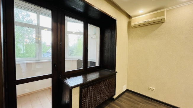 Купить квартиру на вторичке в Уфе. Вариант № 44039, 30, площадь -  квм, цена 18500000 рублей