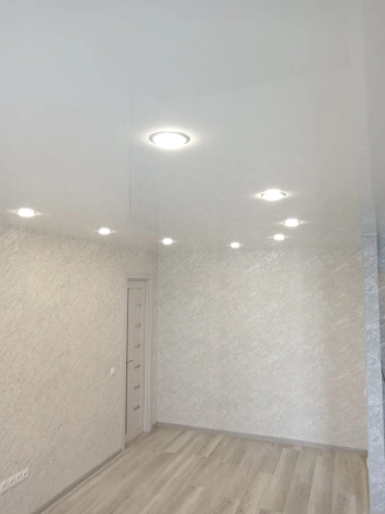 Купить двухкомнатную квартиру в районе Советский в Новосибирске. Вариант № 6819778, 4, площадь -  квм, цена 3900000 рублей