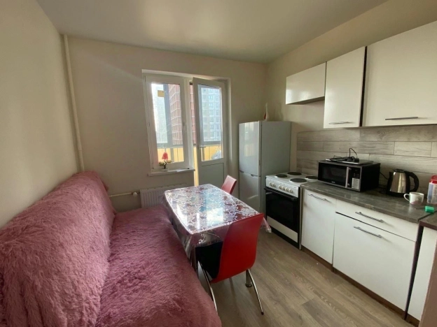 Купить однокомнатную квартиру на улице Большая Серпуховская в Москве. Вариант № 10872913, 3, площадь - квм, цена 6700000 рублей