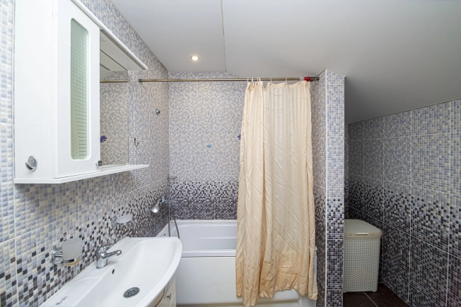 Купить дом на улице Школьная в Нижегородской области. Вариант № 8684619, 12, площадь -  квм, цена 24150000 рублей