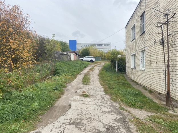 Купить трехкомнатную квартиру на улице Лихарево в Рязанской области. Вариант № 5922182, 30, площадь -  квм, цена 1580000 рублей