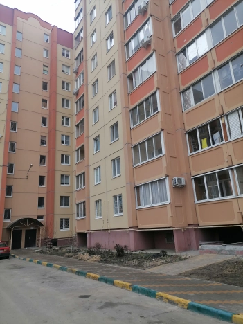 Купить квартиру на улице Курчатова в Воронеже. Вариант № 29191, 28, площадь -  квм, цена 4080000 рублей