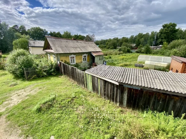 Купить дом в Микрорайоне Восточный, Тобольск в Тобольске. Вариант № 20763, 1, площадь -  квм, цена 3000000 рублей