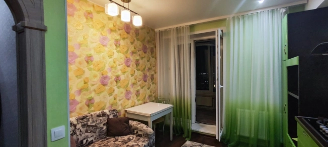 Снять квартиру в Владимире. Вариант № 10137043, 8, площадь -  квм, цена 25000 рублей