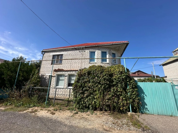 Купить дом в Элисте. Вариант № 5922172, 14, площадь -  квм, цена 17000000 рублей