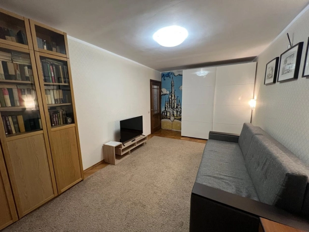 Купить квартиру в Москве. Вариант № 10419760, 3, площадь -  квм, цена 27200000 рублей