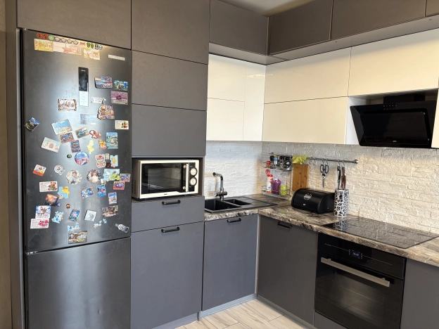 Купить трехкомнатную квартиру в ЖК Четыре Желания в Воронеже. Вариант № 1780323, 2, площадь -  квм, цена 9500000 рублей