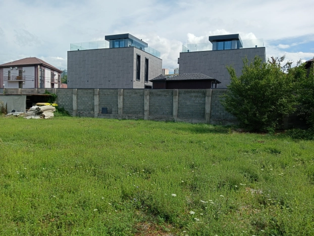 Купить земельный участок в Новороссийске. Вариант № 3387766, 8, площадь -  квм, цена 14000000 рублей