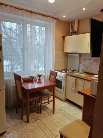 Купить квартиру в Москве. Вариант № 9964805, 4, площадь -  квм, цена 13000000 рублей