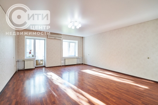 Купить трехкомнатную квартиру в Воронеже. Вариант № 4879062, 5, площадь -  квм, цена 12700000 рублей