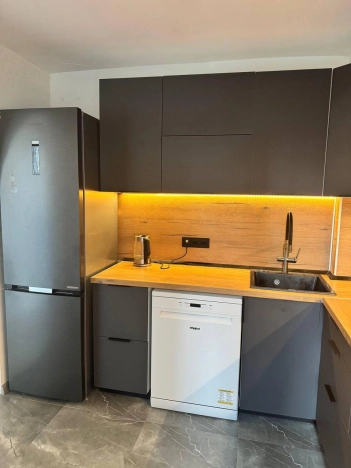 Купить квартиру в районе Железнодорожный в Новосибирске. Вариант № 10817245, 1, площадь - квм, цена 8950000 рублей