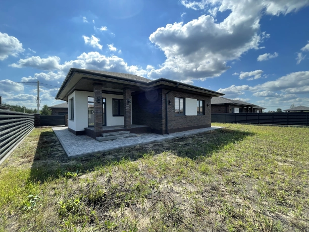 Купить дом в районе Советский в Воронеже. Вариант № 2595894, 3, площадь -  квм, цена 14500000 рублей