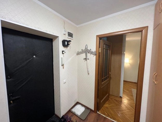 Купить квартиру в Москве. Вариант № 10419760, 26, площадь -  квм, цена 27200000 рублей