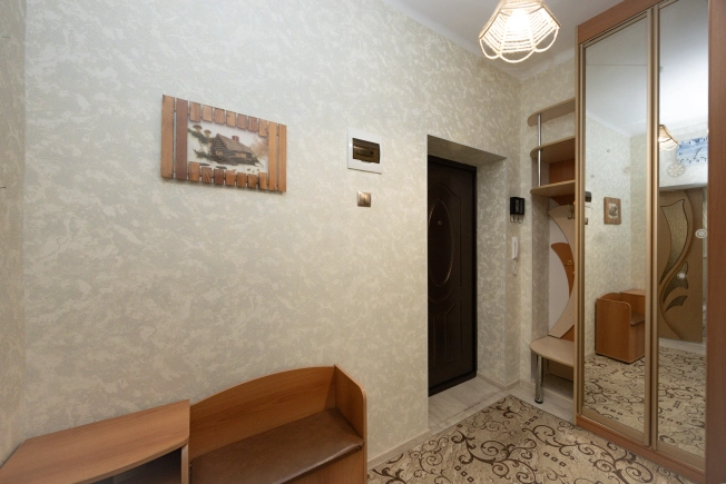 Купить двухкомнатную квартиру в Амурской области. Вариант № 5783158, 7, площадь -  квм, цена 5400000 рублей