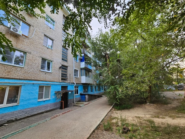 Купить однокомнатную квартиру в Микрорайоне 1-й, Элиста в Элисте. Вариант № 1895566, 13, площадь -  квм, цена 3150000 рублей