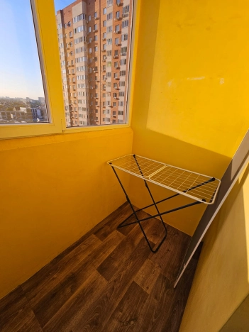 Купить однокомнатную квартиру в Микрорайоне Музыкальный в Краснодаре. Вариант № 10486202, 15, площадь -  квм, цена 5900000 рублей