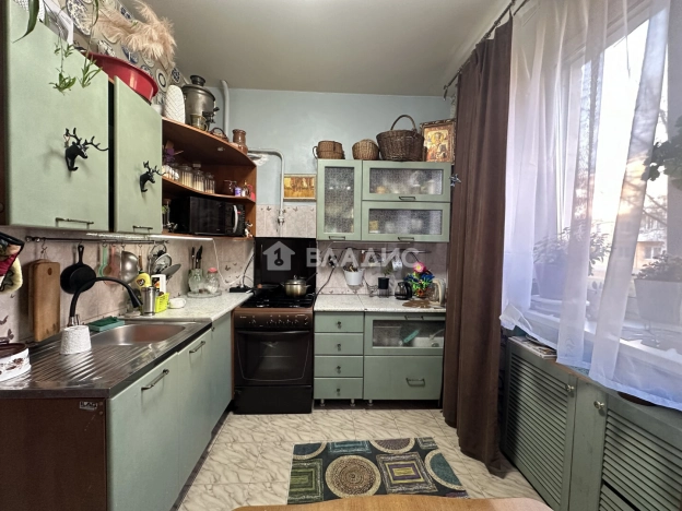 Купить двухкомнатную квартиру в Микрорайоне 15-й, Ангарск в Ангарске. Вариант № 37753, 11, площадь -  квм, цена 4900000 рублей