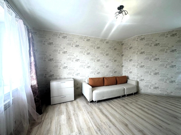 Купить однокомнатную квартиру в Калужской области. Вариант № 41105, 7, площадь -  квм, цена 4500000 рублей