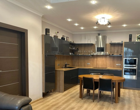 Купить квартиру в Москве. Вариант № 3230104, 4, площадь - квм, цена 59500000.0000 рублей