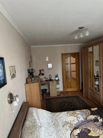 Купить трехкомнатную квартиру в Ростовской области. Вариант № 6912625, 18, площадь -  квм, цена 5800000 рублей