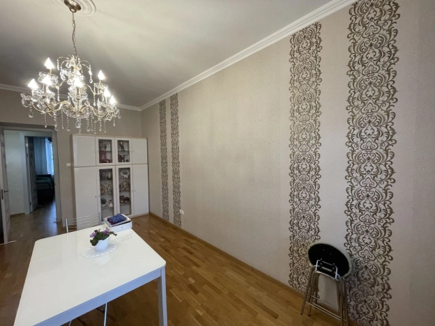 Купить двухкомнатную квартиру у метро Девяткино в Санкт-Петербурге. Вариант № 7611839, 6, площадь -  квм, цена 20000000 рублей