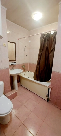 Купить трехкомнатную квартиру в Керчи. Вариант № 1890969, 13, площадь - квм, цена 7500000 рублей