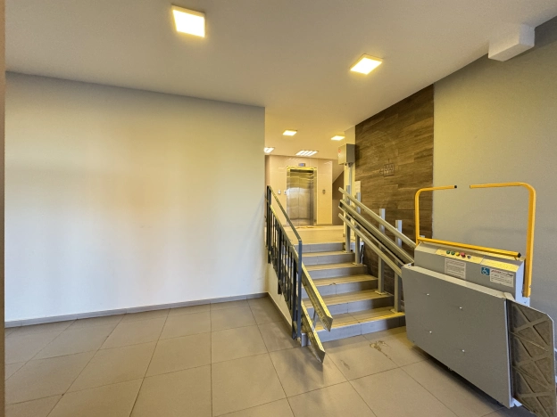 Купить квартиру в Москве. Вариант № 9689234, 17, площадь -  квм, цена 13490000 рублей