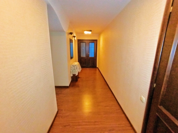 Купить квартиру на улице Победы в Белгороде. Вариант № 18659, 11, площадь -  квм, цена 10840000 рублей