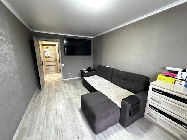 Купить двухкомнатную квартиру на вторичке в Пензенской области. Вариант № 9771903, 4, площадь -  квм, цена 3900000 рублей