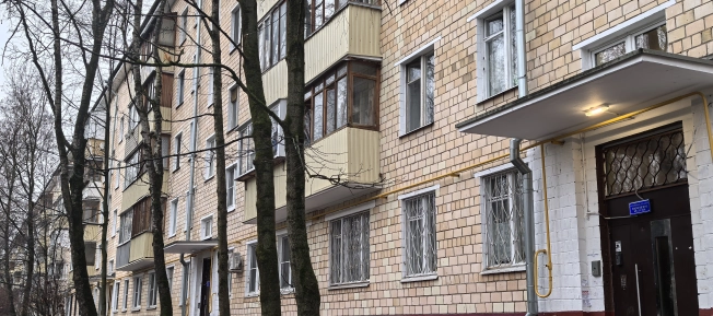 Купить трехкомнатную квартиру на улице Тайнинская в Москве. Вариант № 10766805, 13, площадь - квм, цена 16100000 рублей