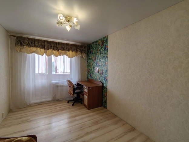 Купить трехкомнатную квартиру в Калуге. Вариант № 13511, 12, площадь -  квм, цена 5270000 рублей