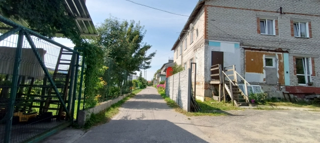 Купить трехкомнатную квартиру на улице Олега Кошевого в Калининграде. Вариант № 14123, 15, площадь -  квм, цена 5750000 рублей