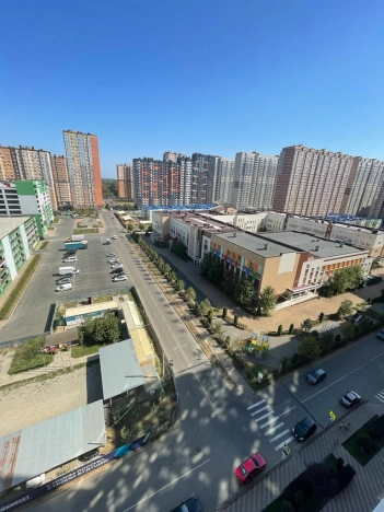 Купить двухкомнатную квартиру в Краснодаре. Вариант № 10427667, 10, площадь -  квм, цена 8250000 рублей