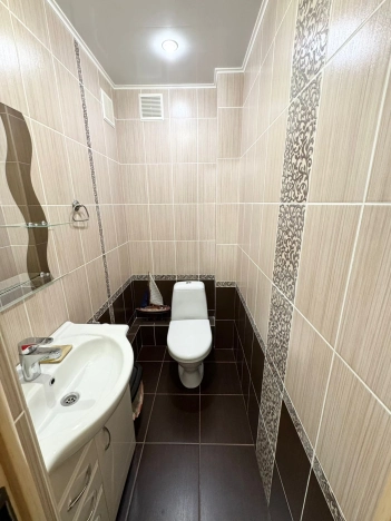 Купить трехкомнатную квартиру в Вологодской области. Вариант № 8917737, 9, площадь -  квм, цена 12990000 рублей