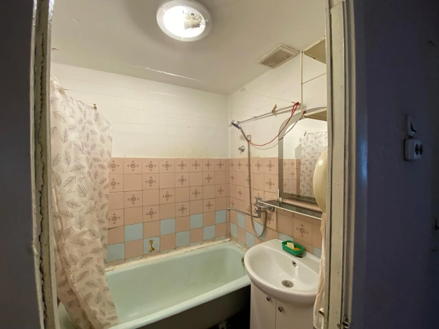 Купить трехкомнатную квартиру на улице Ленина в Бердске. Вариант № 23825, 5, площадь -  квм, цена 5199000 рублей